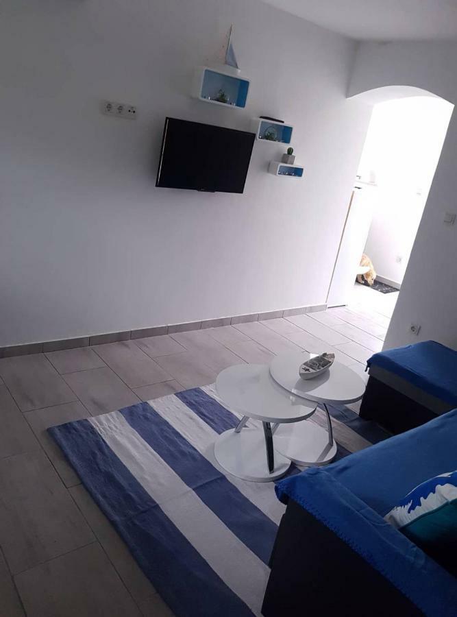 Sound Of The Sea Apartment Vrsi Exterior photo